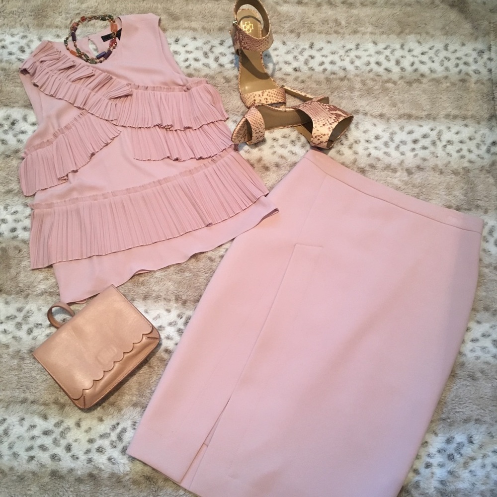 BCBG sleeveless blouse and skirt set.